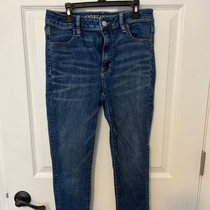 American Eagle Super Hi-Rise Jegging